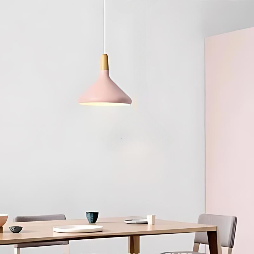 GleamLamp | Einzigartige Esstischlampe mit Holzakzent
