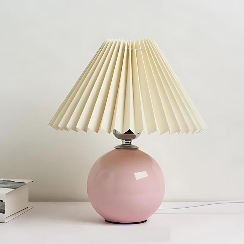 PleatsLight | Vintage-Tischlampe mit plissiertem Schirm
