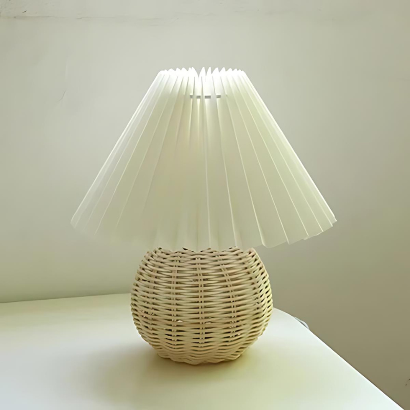 PleatsLight | Vintage-Tischlampe mit plissiertem Schirm