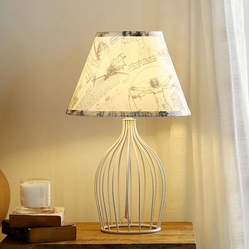 GloLamp | Retro-Tischlampe mit Metallgitter