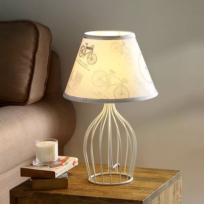 GloLamp | Retro-Tischlampe mit Metallgitter