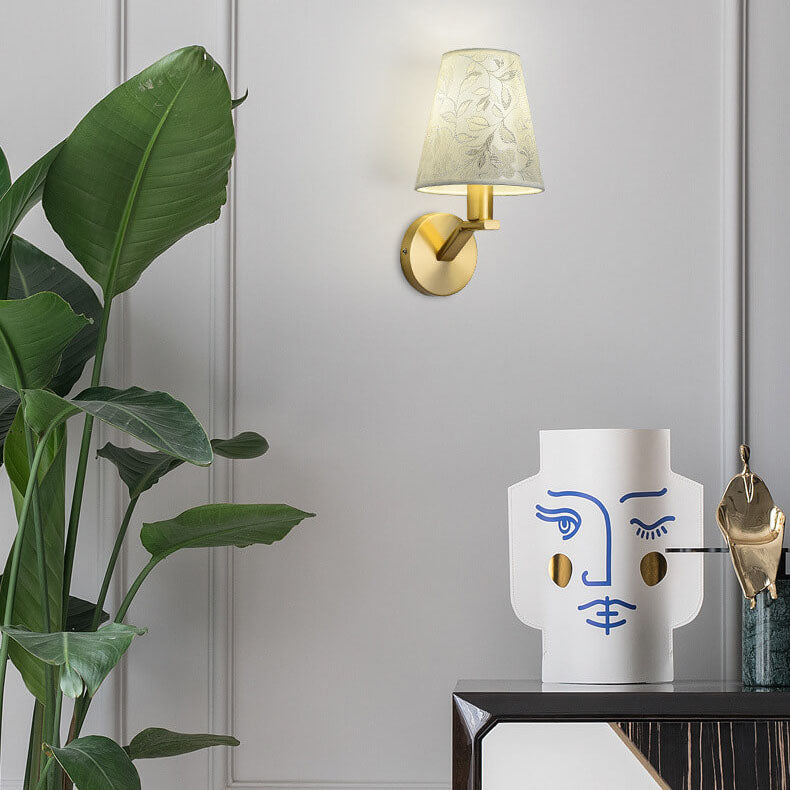 LightDream | Moderne Stoff-Wandlampe mit stilvollem Blumendesign