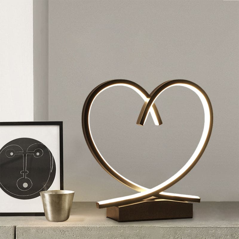 GlowHeart | Elegante Tischlampe in Herzform