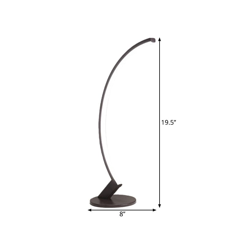 LumiArc | Moderne geschwungene Tischlampe aus Metall