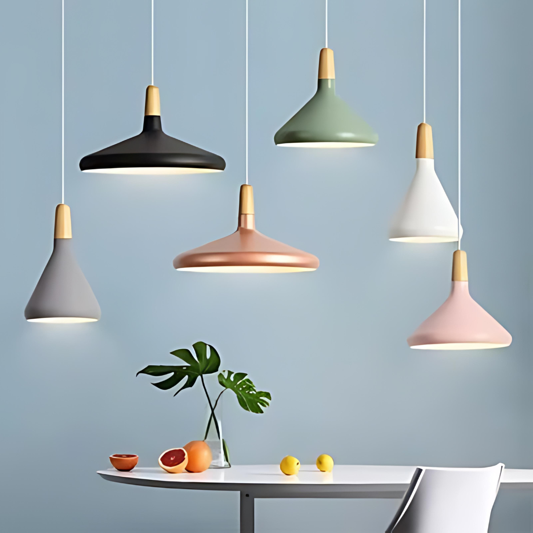 GleamLamp | Einzigartige Esstischlampe mit Holzakzent