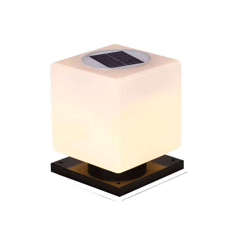CubeLamp | Elegante solarbetriebene Acryl-Außenlampe für den Garten