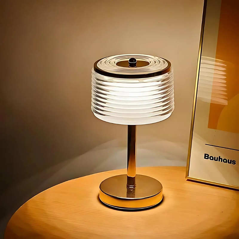 GleamRing | Elegante LED-Ring Tischlampe für stilvolle Beleuchtung