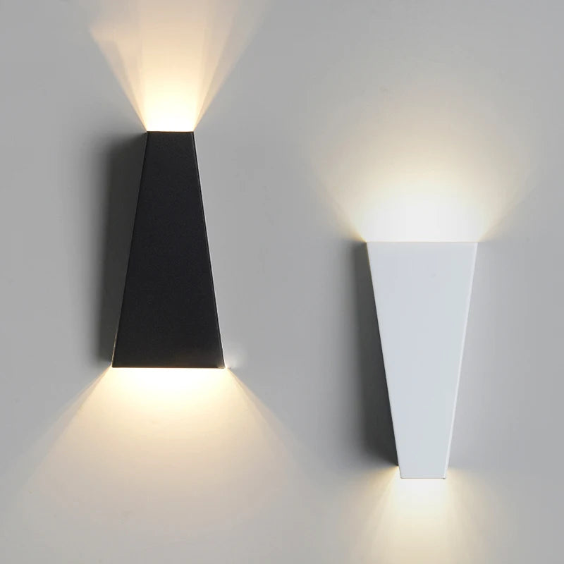 StrahlRefugium | Moderne Wandlampe für stilvolle Innenräume