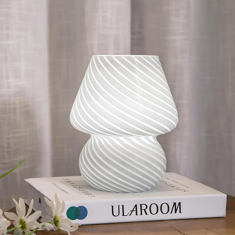 GlowNest | Elegante Glastischlampe für stilvolles Ambiente