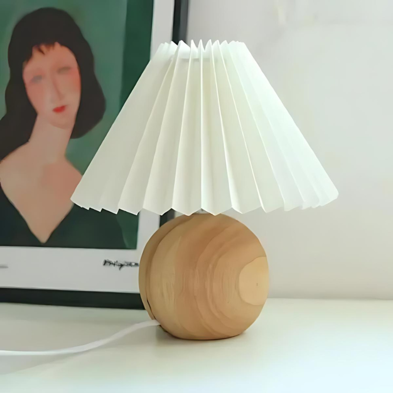 PleatsLight | Vintage-Tischlampe mit plissiertem Schirm
