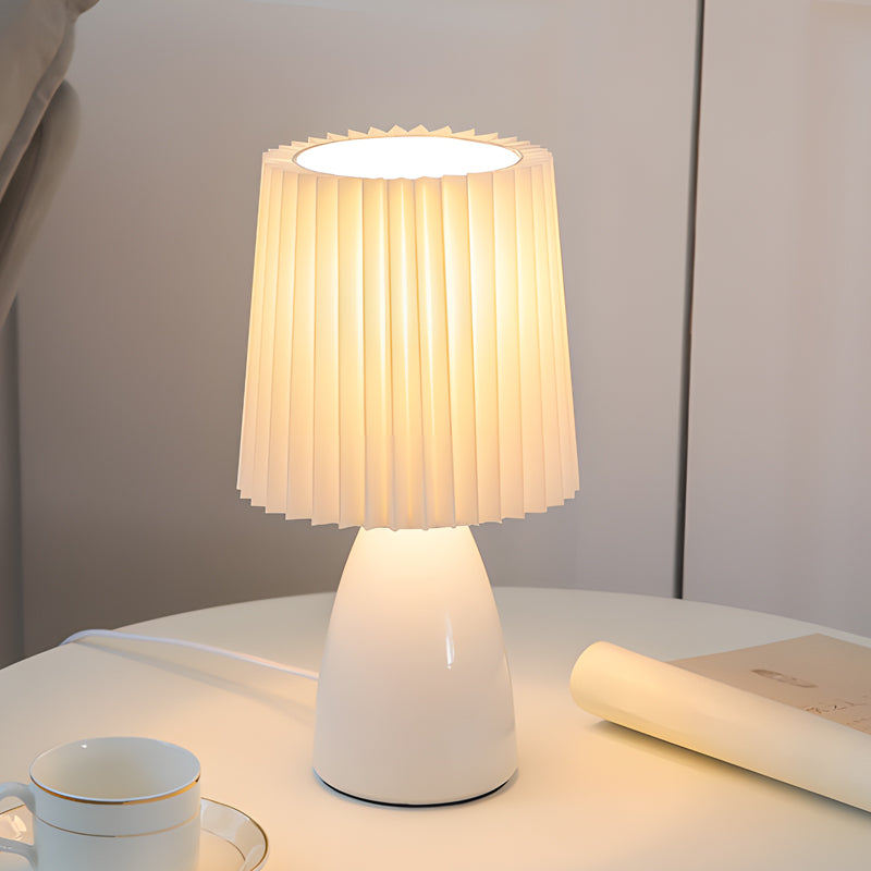 LumiEleganz | Dimmbare Tischlampe mit Glasbasis