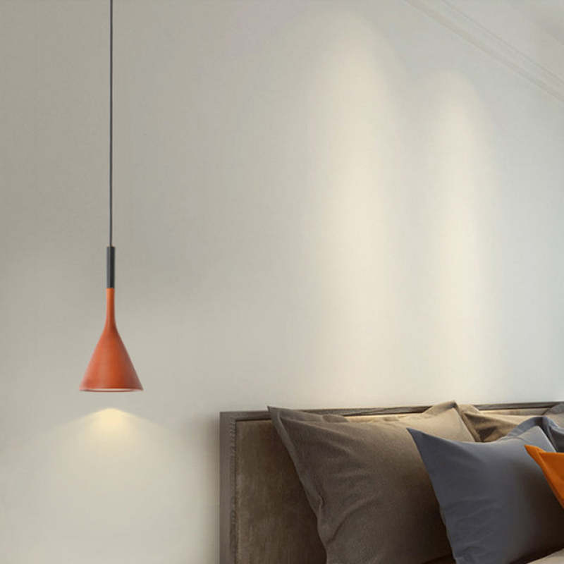 Eleganza | Dreieckige Pendelleuchte in modernem Design