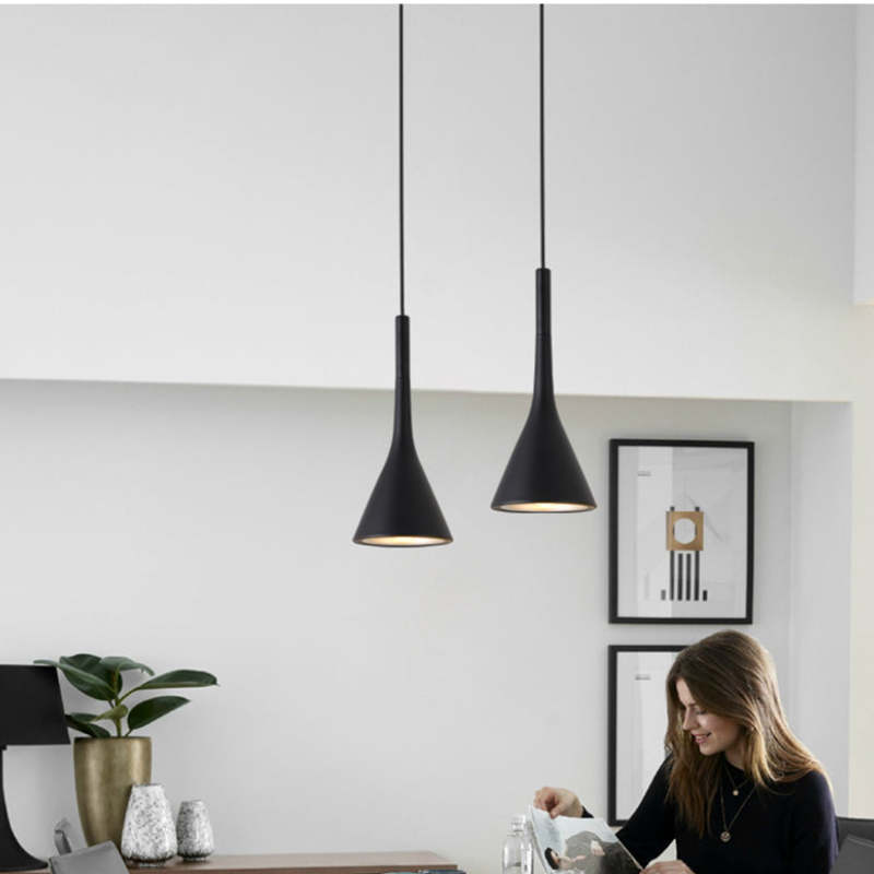 Eleganza | Dreieckige Pendelleuchte in modernem Design