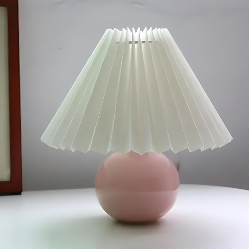 PleatsLight | Vintage-Tischlampe mit plissiertem Schirm