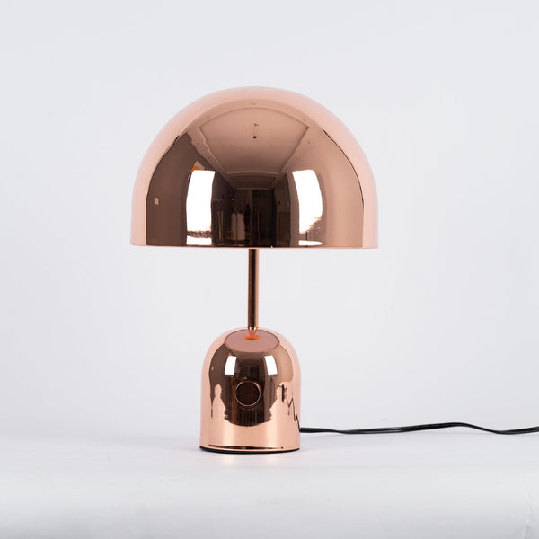 NordGlow | Elegante Tischlampe für Modernes und Klassisches Interieur