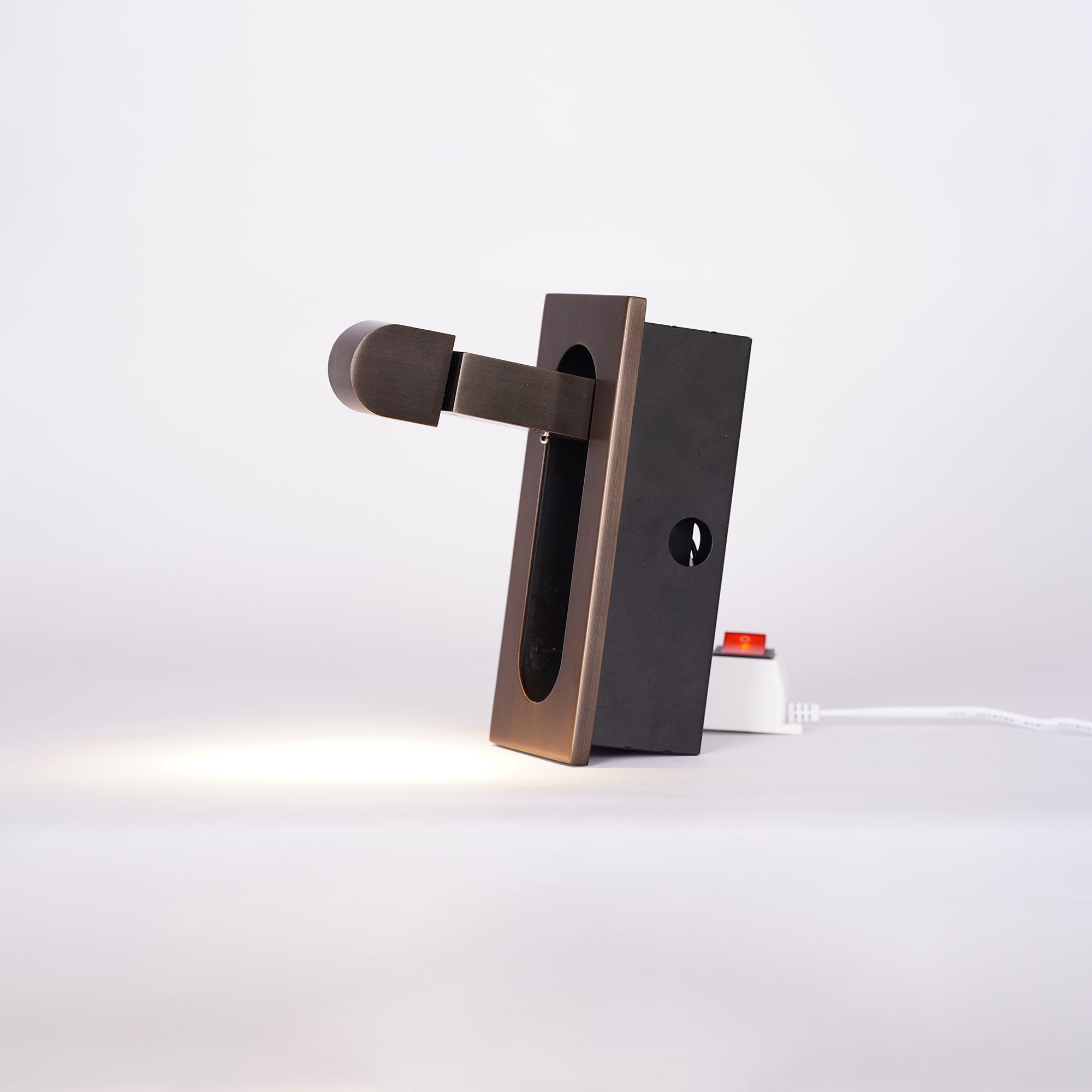 PhoraGlow | Moderne LED Nachttischleselampe mit verstellbarem Kopf