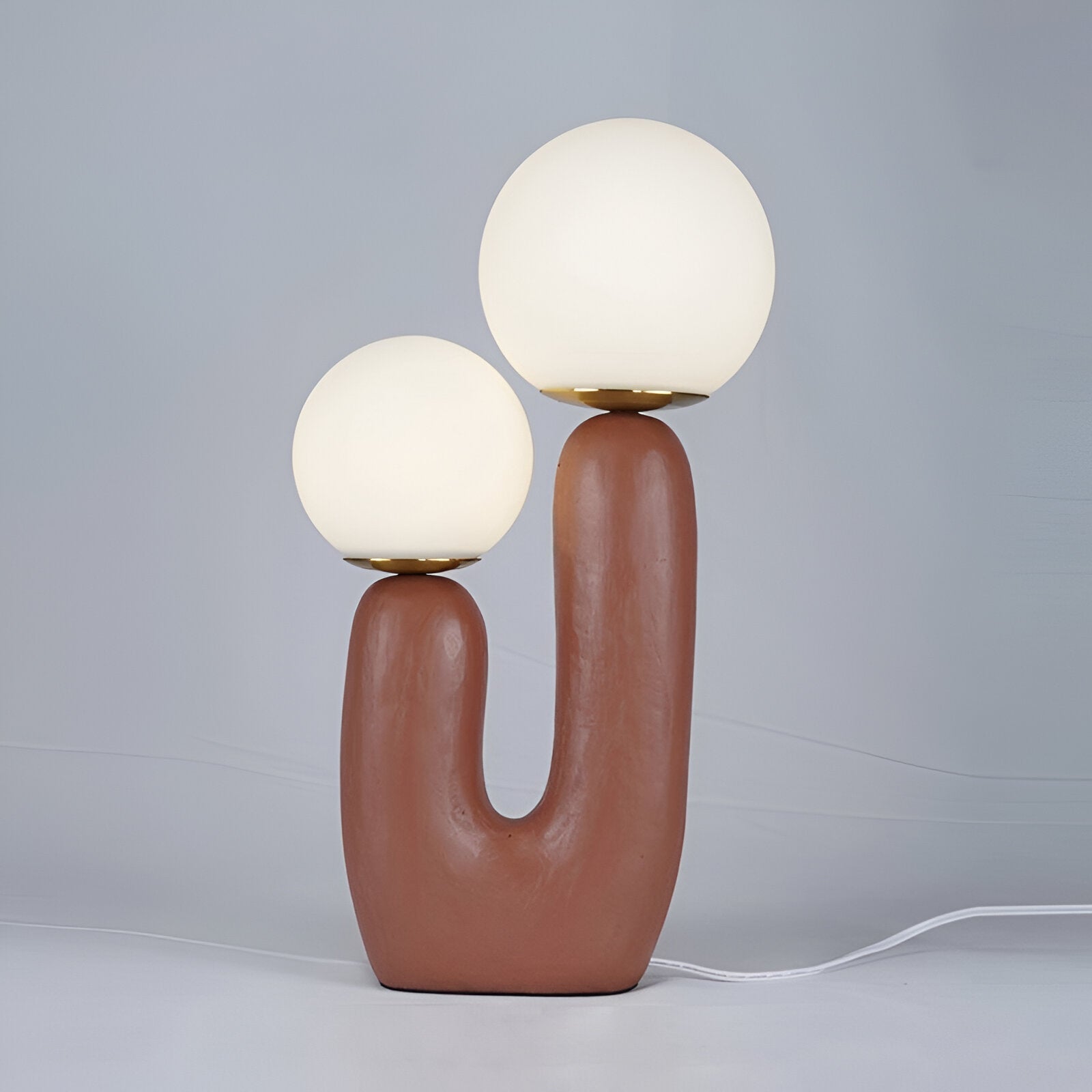 KaktusLamp | Elegante Tischlampe aus Harz mit 2 Glaskugeln