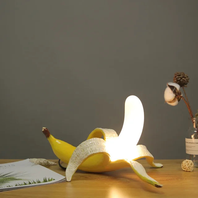 BananaBright | Stilvolle Tischlampe in Bananenform