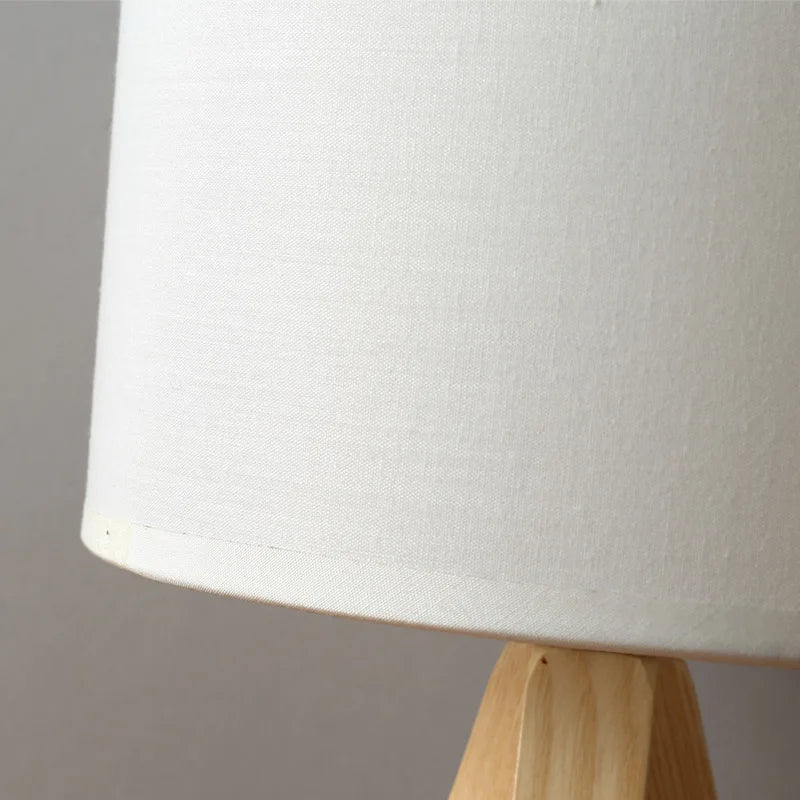 LumiWood | Skandinavische Holz Tischlampe