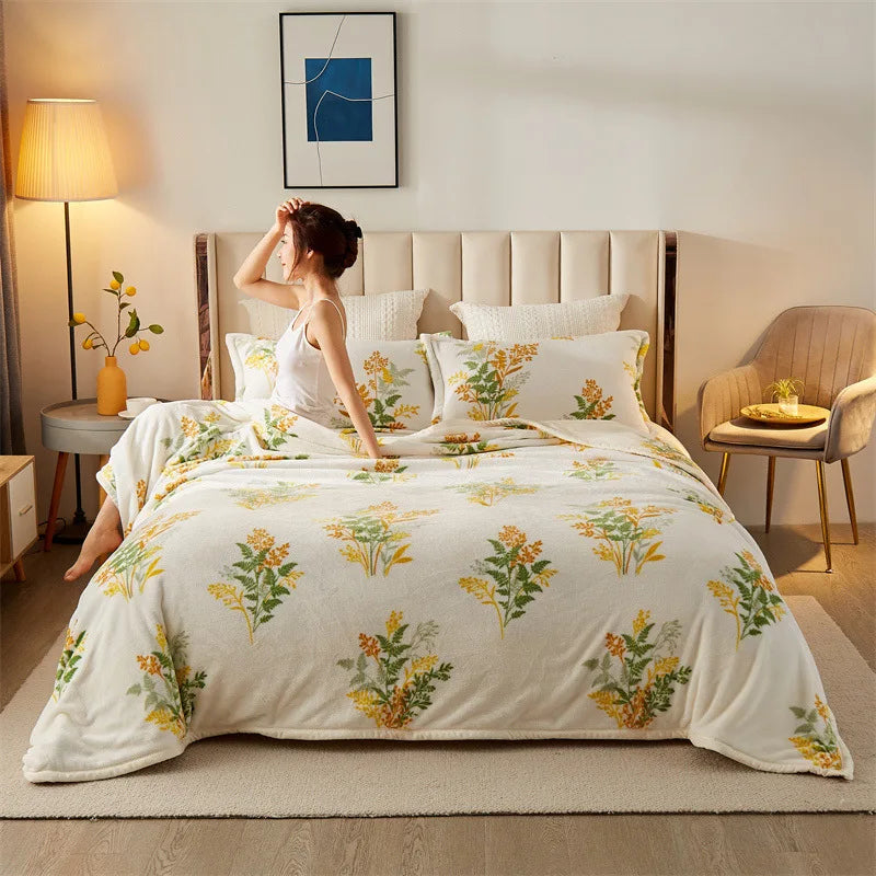 DreamyBlossom | Flauschige Decke mit buntem Blumenmuster
