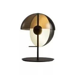 LuxeLicht | Postmoderne Tischlampe aus Glas und Metall