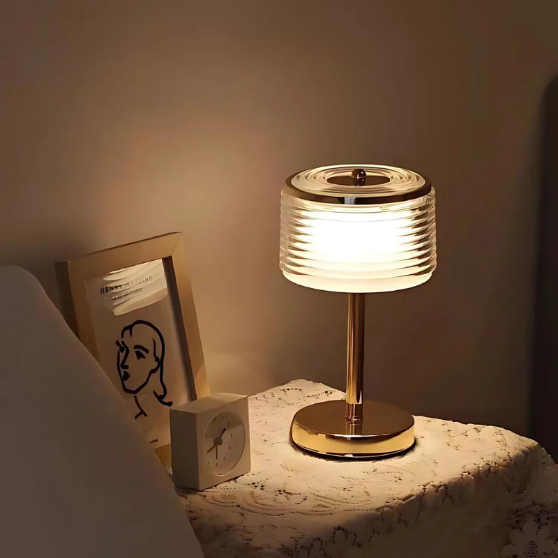 GleamRing | Elegante LED-Ring Tischlampe für stilvolle Beleuchtung