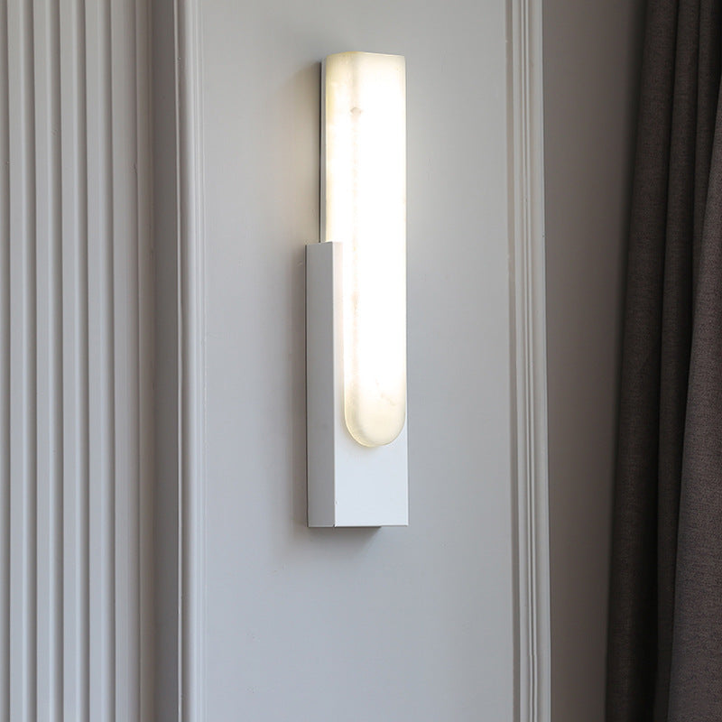 MarbleLight | Moderne LED-Wandleuchte mit goldenem Licht