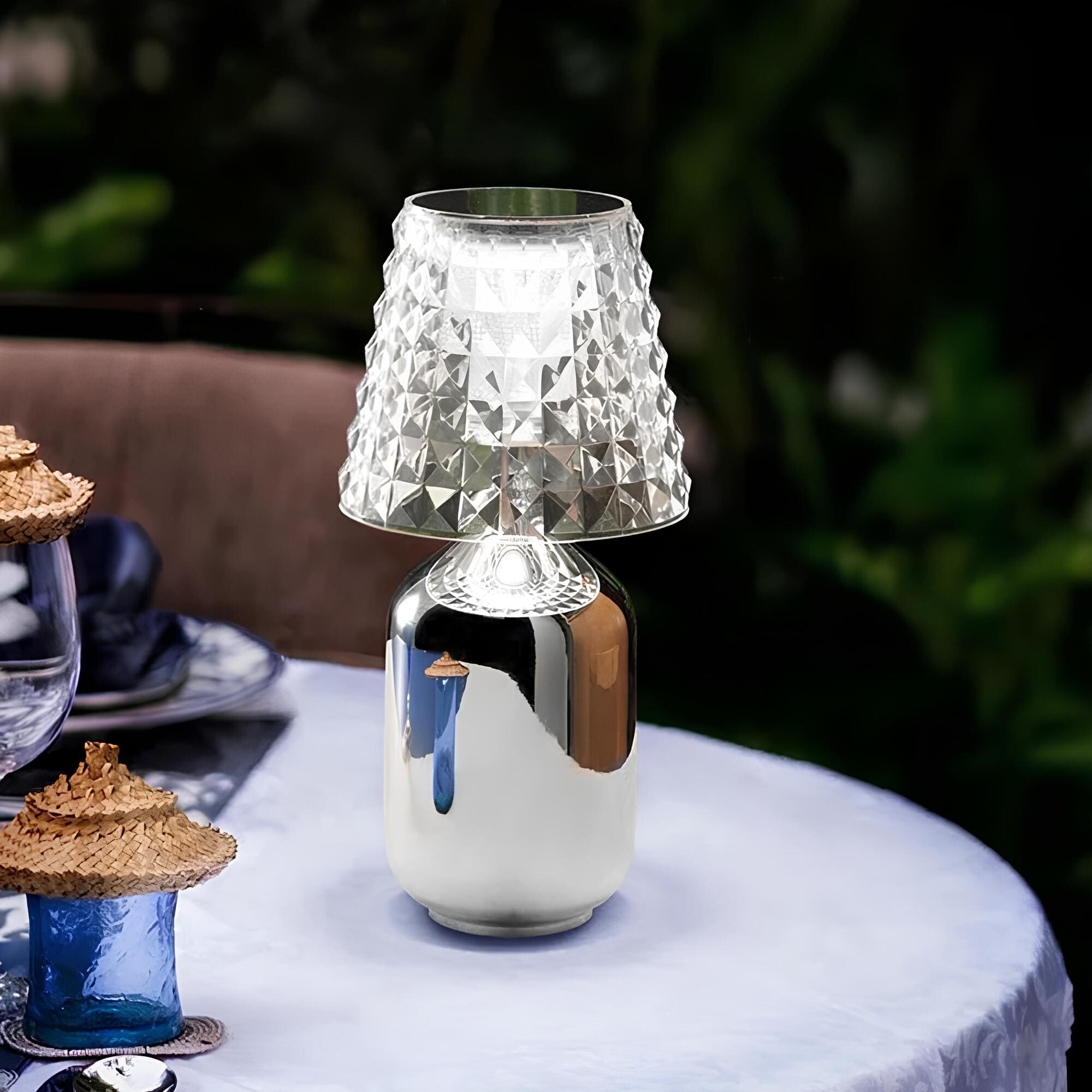 fancy-tischleuchte-moderne-tischlampe-gold-schwarz-design-e27-60w-xlumina