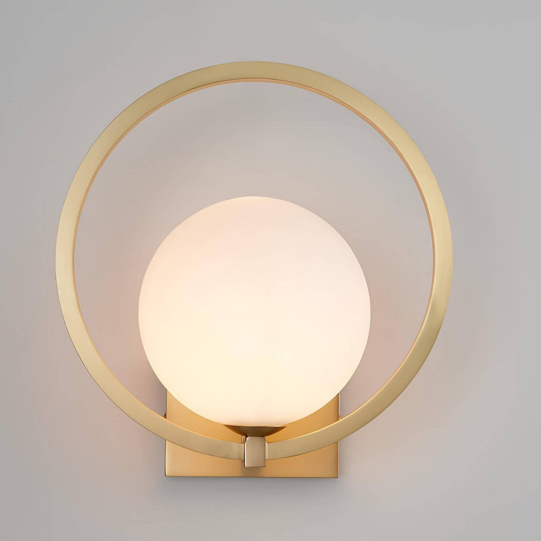 gloedsphere-moderne-wandlampe-runde-glaskugel-1-lichtquelle-gold-schwarz-elegant-wandbeleuchtung-xlumina7