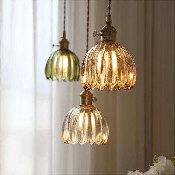 FloraGlow | Elegante Japanische Glasblumen-Pendelleuchte