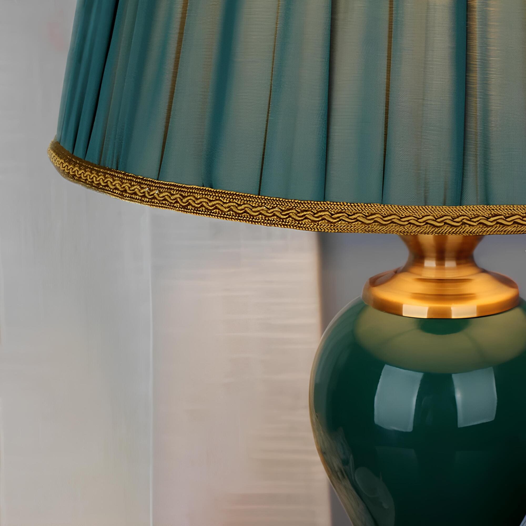 modlum-moderne-tischlampe-geometrisches-design-led-licht-elegantes-lichtdesign-fuer-jeden-raum-xlumina