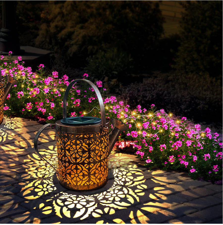 LumiVerde | Elegante Solar-Gartenlampe mit warmen LED-Lichtern