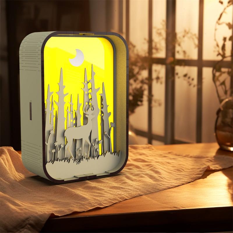 EngravedLight | Minimalistische gravierte Nachttischlampe mit USB-Ladefunktion