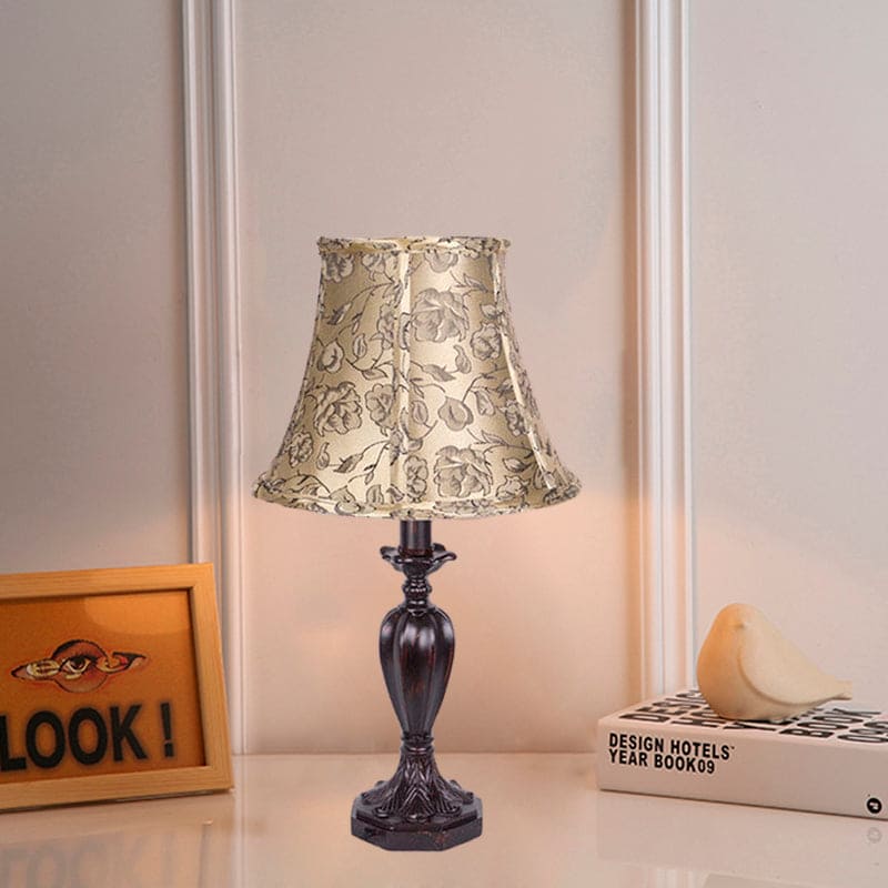 ResiGlow | Elegante Tischlampe aus Harz