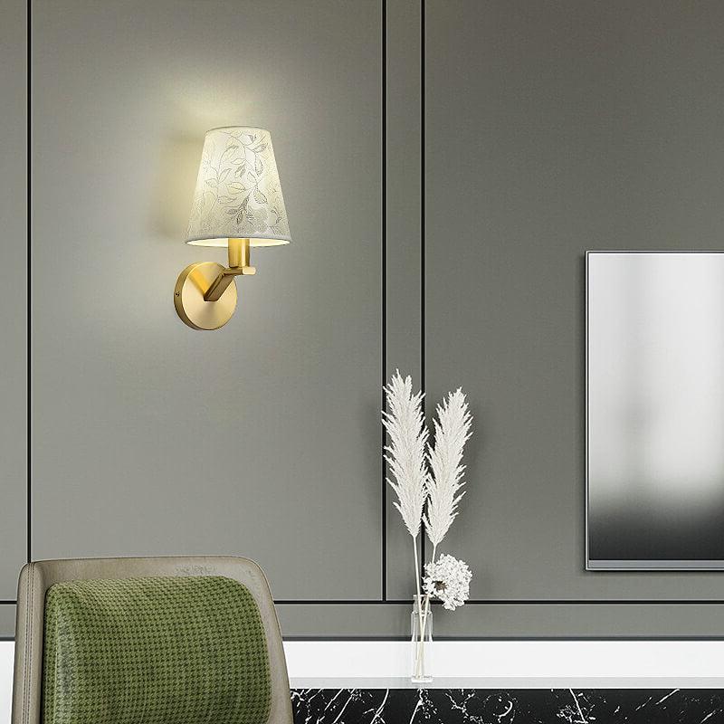 FloraLumi | Moderne Stoffkuppel Wandleuchte mit elegantem Lichtarm