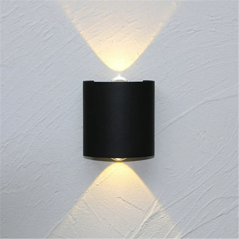 LumiShield | Wasserfeste LED Wandlampe für den Außenbereich