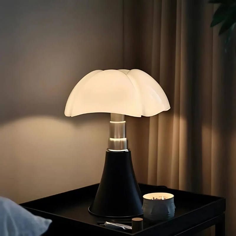 BloomLight | Designer LED Tischlampe im Retro-Stil