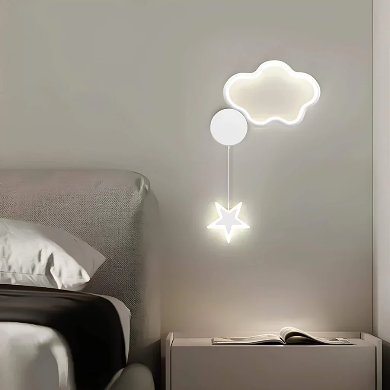 DreamLight | Magische Wandlampe mit Wolken, Sternen und Mond