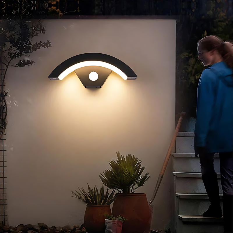 EyeGleam | Wasserdichte Außenleuchte mit Bewegungsmelder
