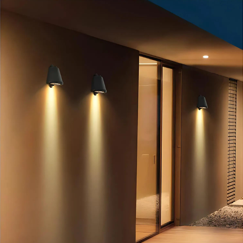 SolGlow | Elegante Aluminium Wandlampe für den Außenbereich