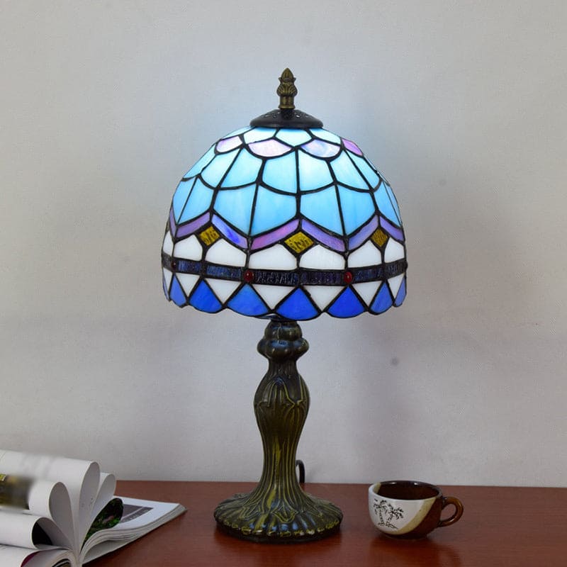 LuxGlow | Elegante Glastischlampe im mediterranen Stil