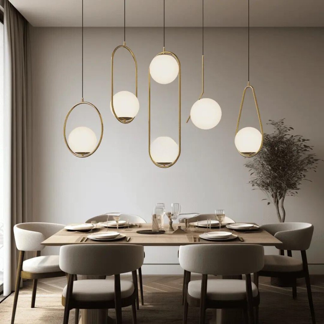 SpearGlow | Elegante LED-Hängeleuchte mit warmweißem Licht und Gold-Finish