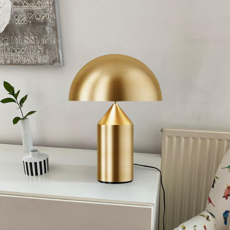 MetaLamp | Elegante Metall-Tischlampe mit modernem Design