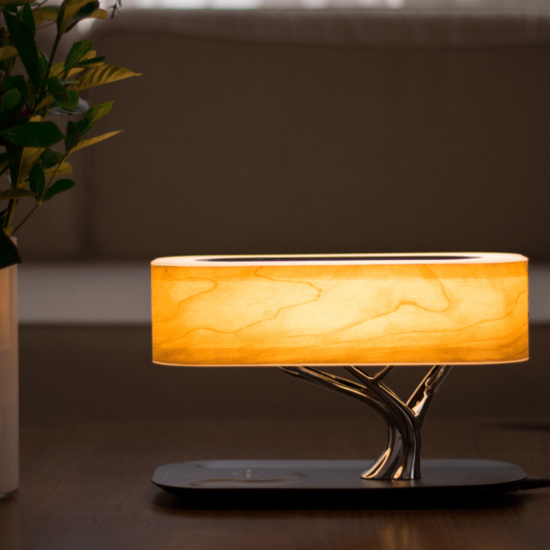 TreeLight | LED Tischleuchte mit kabellosem Laden und Bluetooth-Lautsprecher