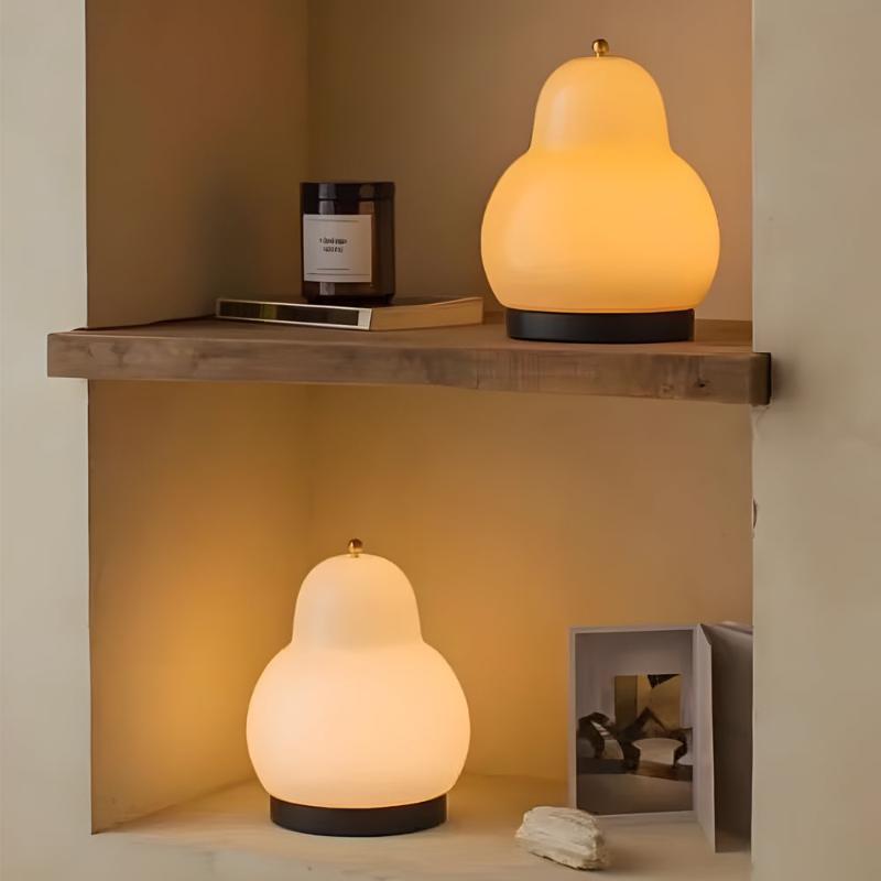 PearGlow | Elegante LED Tischlampe mit USB-Akku und Dimmfunktion