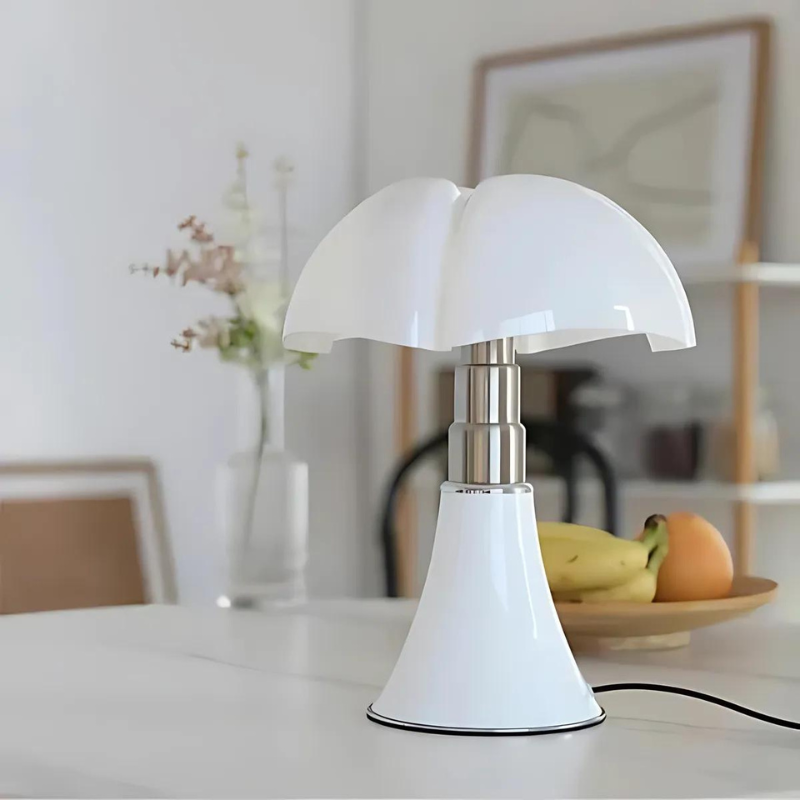 BloomLight | Designer LED Tischlampe im Retro-Stil