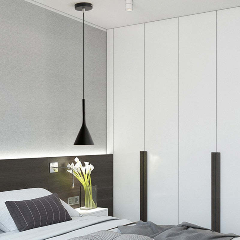 Eleganza | Dreieckige Pendelleuchte in modernem Design