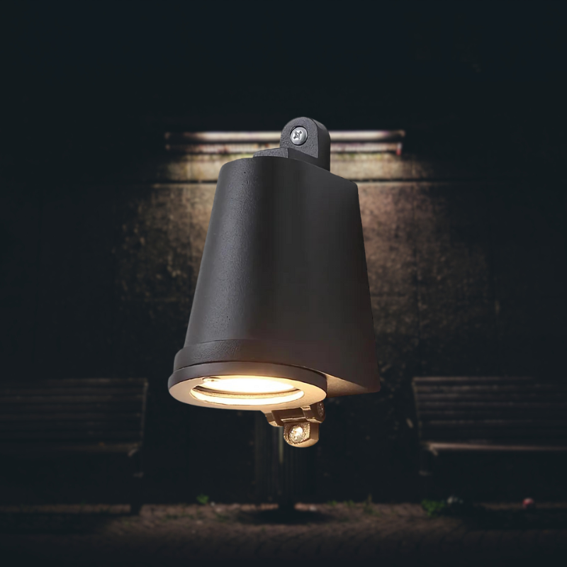 SolGlow | Elegante Aluminium Wandlampe für den Außenbereich
