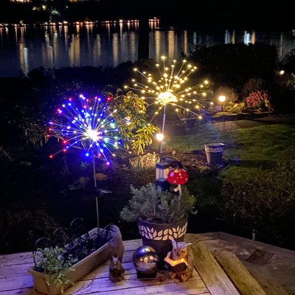 RainbowLicht | Solarbetriebene Gartenleuchte im Feuerwerk-Stil