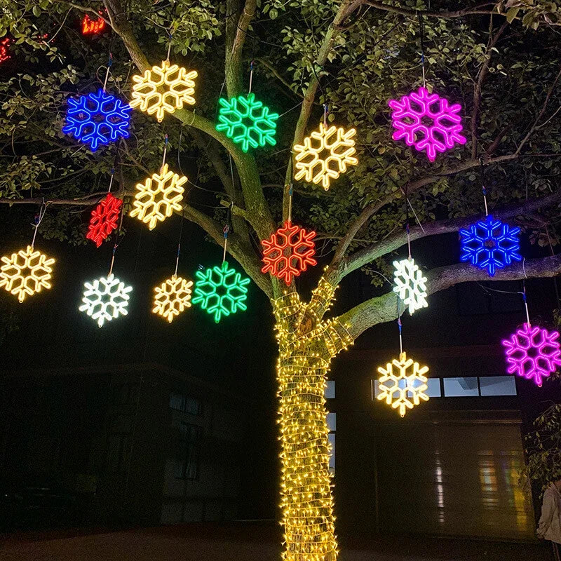 WinterWunder | Wasserdichtes LED Schneeflockenlicht für festliche Winterdekoration